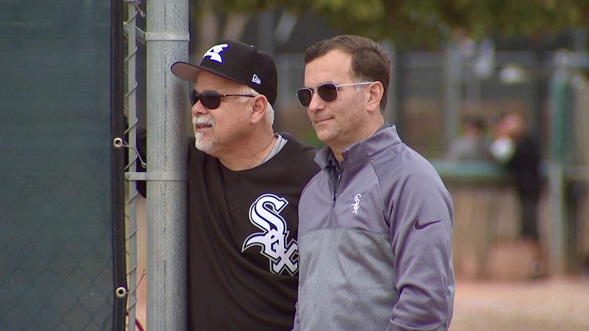 White Sox honor new Hall of Famer Harold Baines at Guaranteed Rate