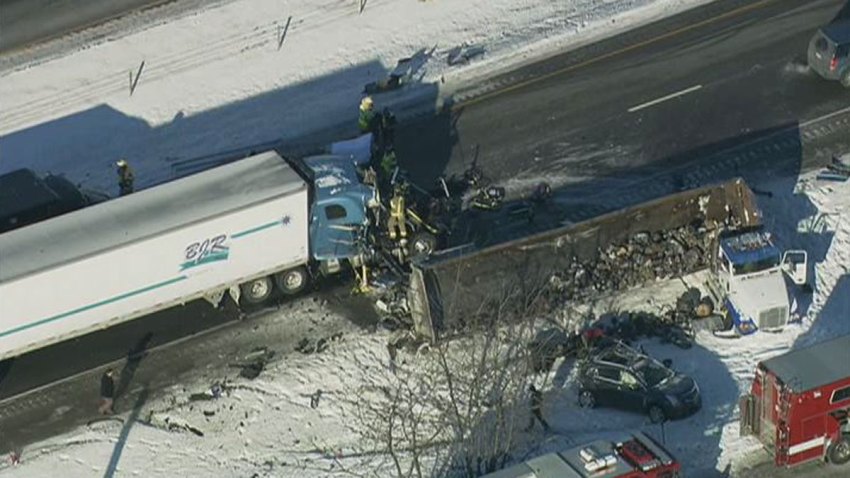 I-55-bluff-road-crash-1