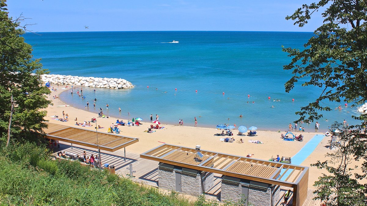 Several suburban beaches closed to swimming due to contamination, bacteria