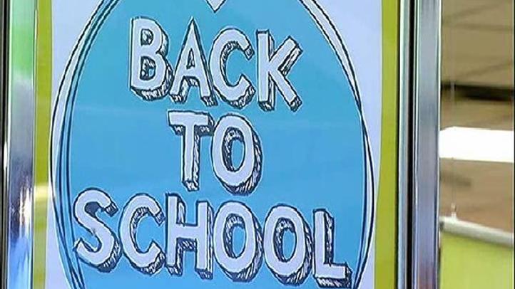 KNSD_School_Shopping_Season_Arrives_072911_99_mezzn_722x406_2075510378