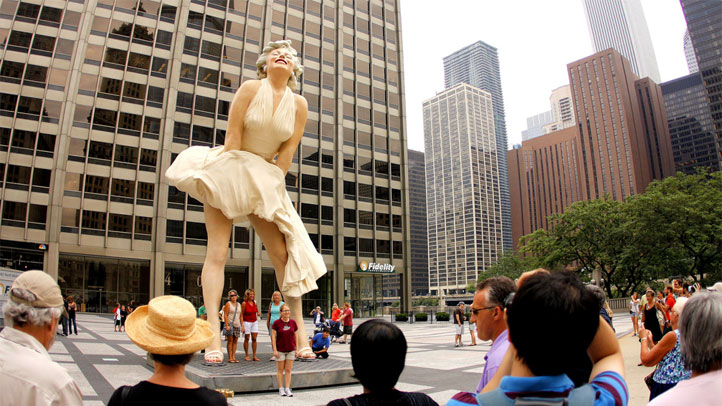 Marilyn-Monroe-statue