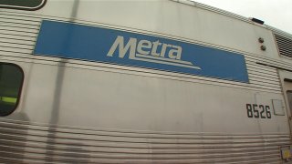 Metra and CTA Buses for Rogers_HD - 00122325_35548933