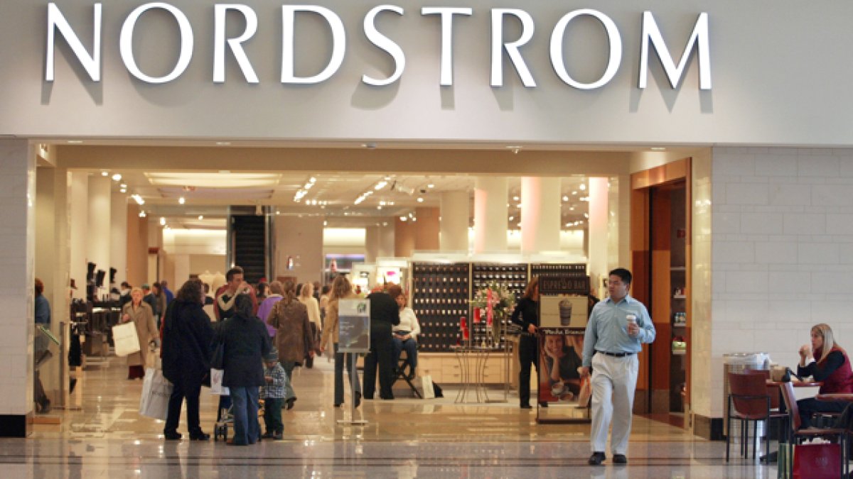 Nordstrom to no longer accept personal checks as form of payment