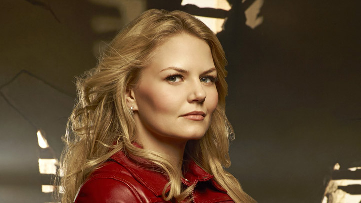 -Once-Upon-A-Time-Promotional-Photos-jennifer-morrison-25191176-1536-2048