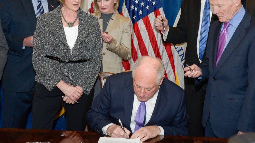 Quinn-signs-pension