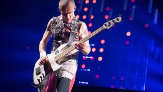 Red Hot Chili Peppers 3.21.17 Alex Matthews (11)