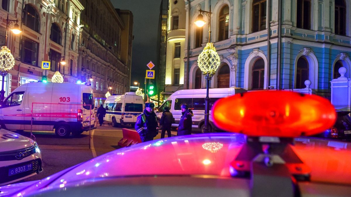 Russian Security Officer Dead, 5 Injured in Moscow Shooting NBC Chicago