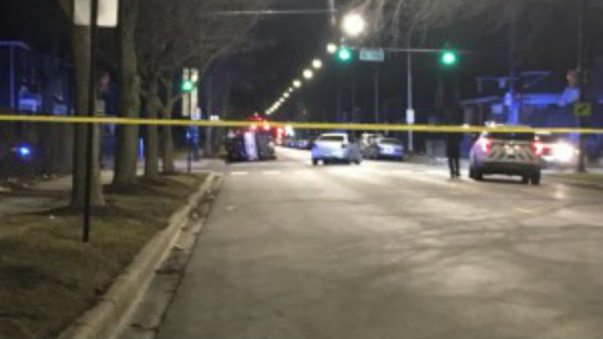 2 Chicago Police Officers Critically Hurt in Rollover Crash – NBC Chicago