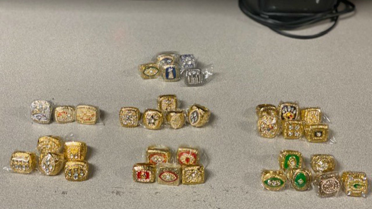 35 counterfeit Super Bowl rings seized by US Customs and Border Patrol at  O'Hare, officials say - ABC7 Chicago