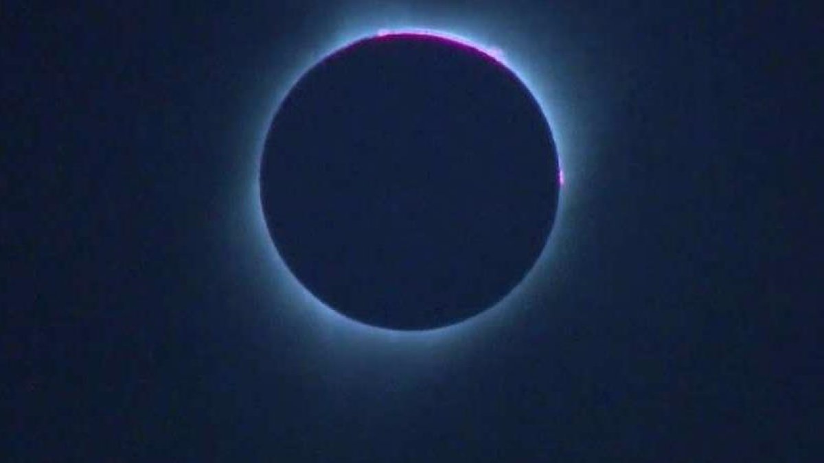 LIVE Watch the 2025 total solar eclipse as it happens NBC Chicago