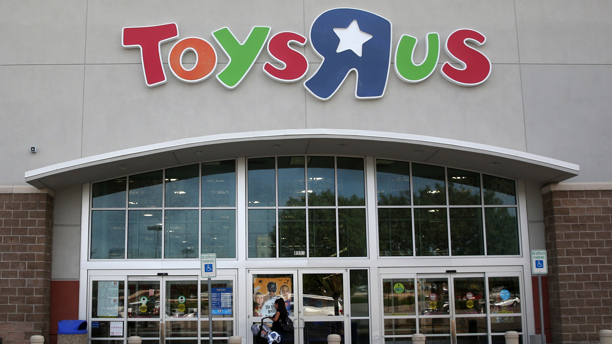 Toys 'R' Us to open standalone store at Norridge Mall – NBC Chicago