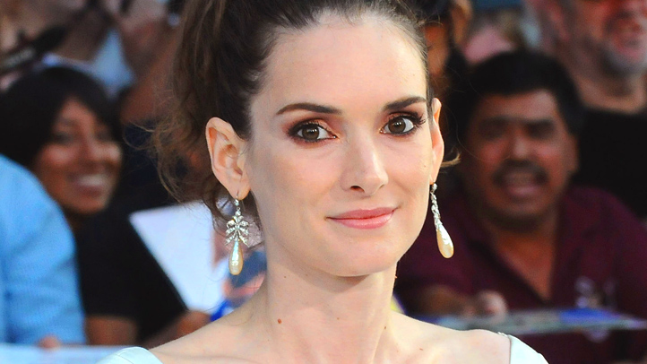 Winona Ryder Says Mel Gibson Once Asked If She Was An ‘oven Dodger Nbc Chicago 4557