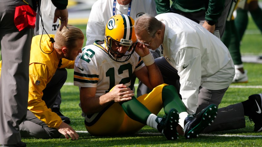 ap-aaron-rodgers-packers-injury