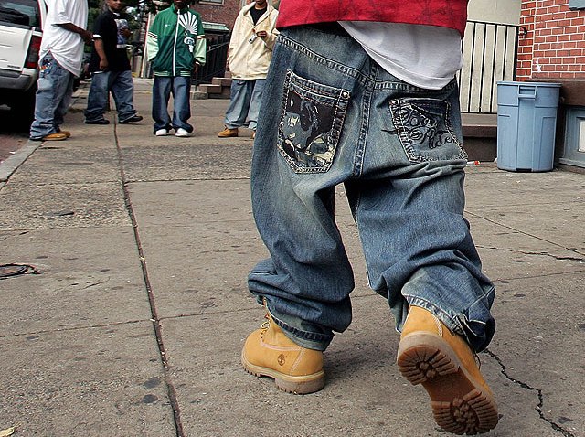 Local Rights Groups Call for “Baggy Pants” Apology – NBC Chicago