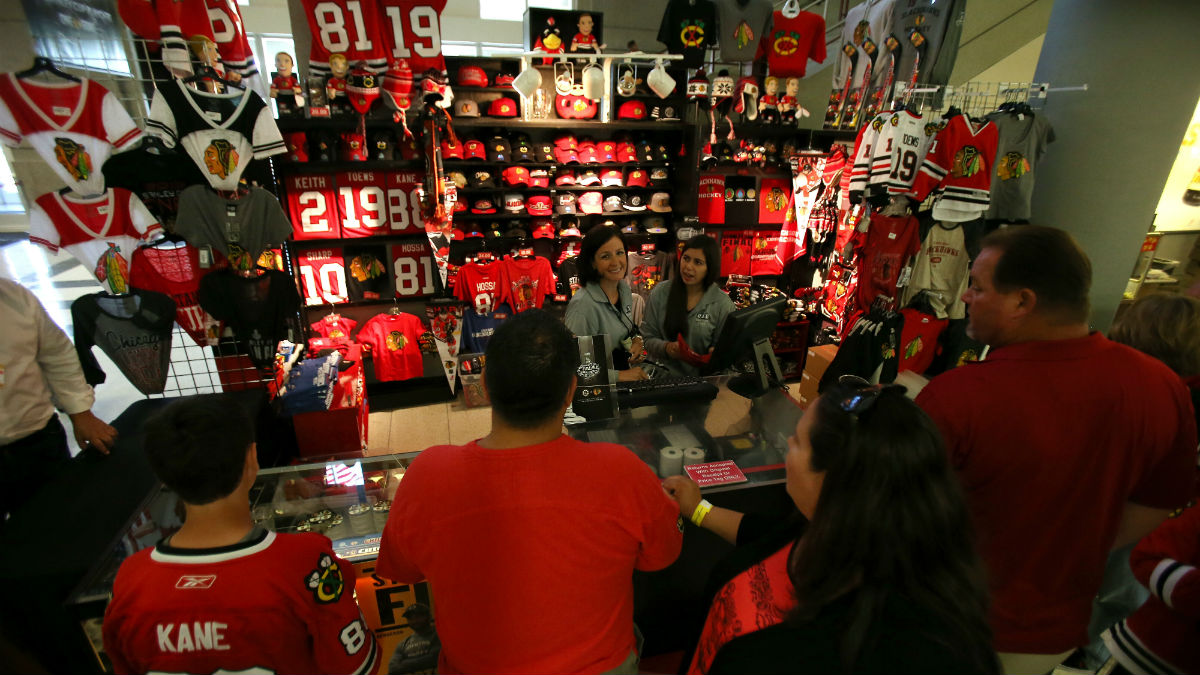 kohls blackhawks shirts