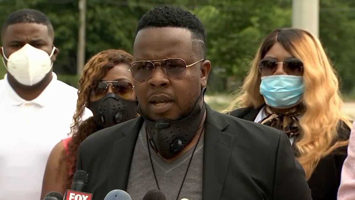 ‘It’s Time for Change:’ Chicago Leaders Condemn Violence, Plead for