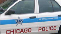 Man wounded in stabbing near Chicago Theatre