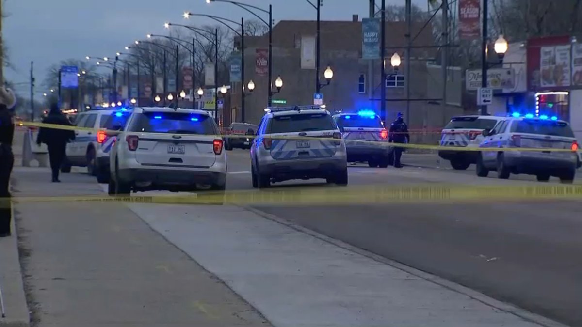 Robbery Suspect Fatally Shot by Police on Chicago’s Far Southeast Side ...