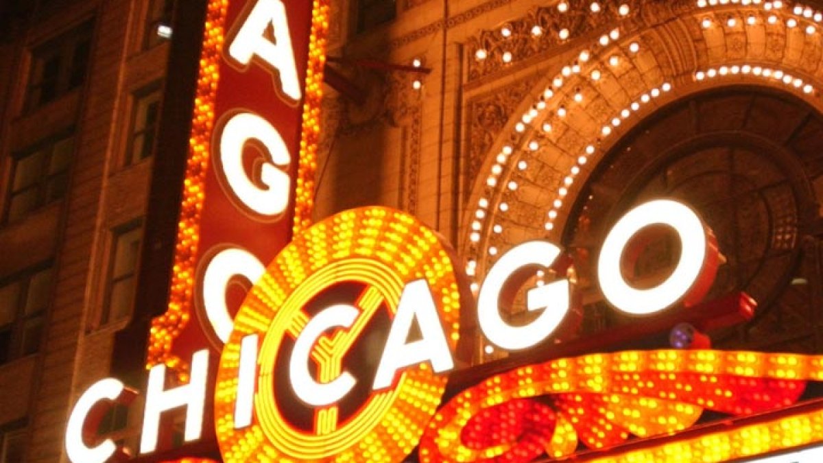 今年冬天将有几位受欢迎的喜剧演员来到芝加哥地区