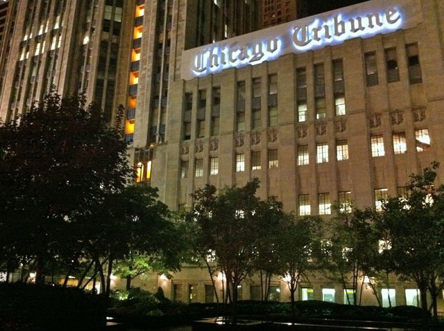 chicago-tribune-night