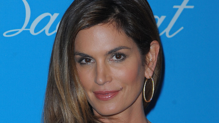 cindy-crawford-blurby