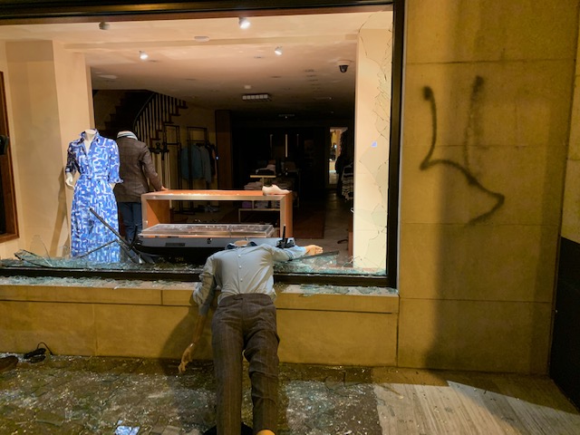 See What Chicago Michigan Avenue Looks Like After Night Of Destruction Following Protests Nbc Chicago