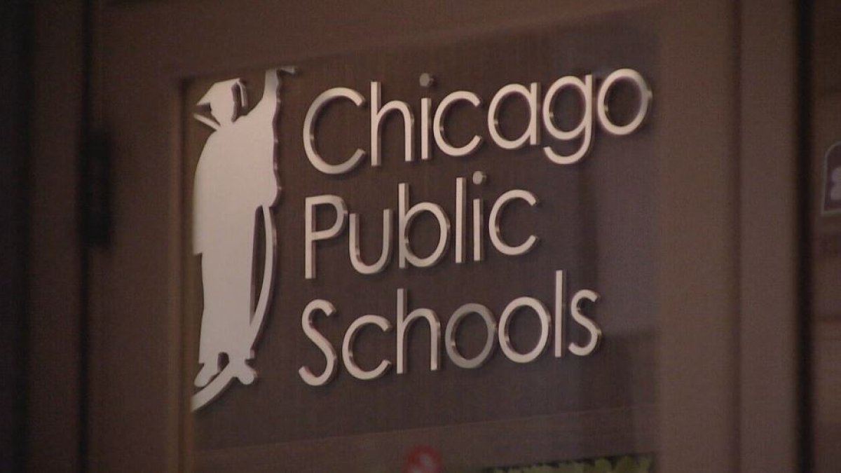 芝加哥公立学校今天关闭了吗？数百所伊利诺伊州的学校因天气关闭