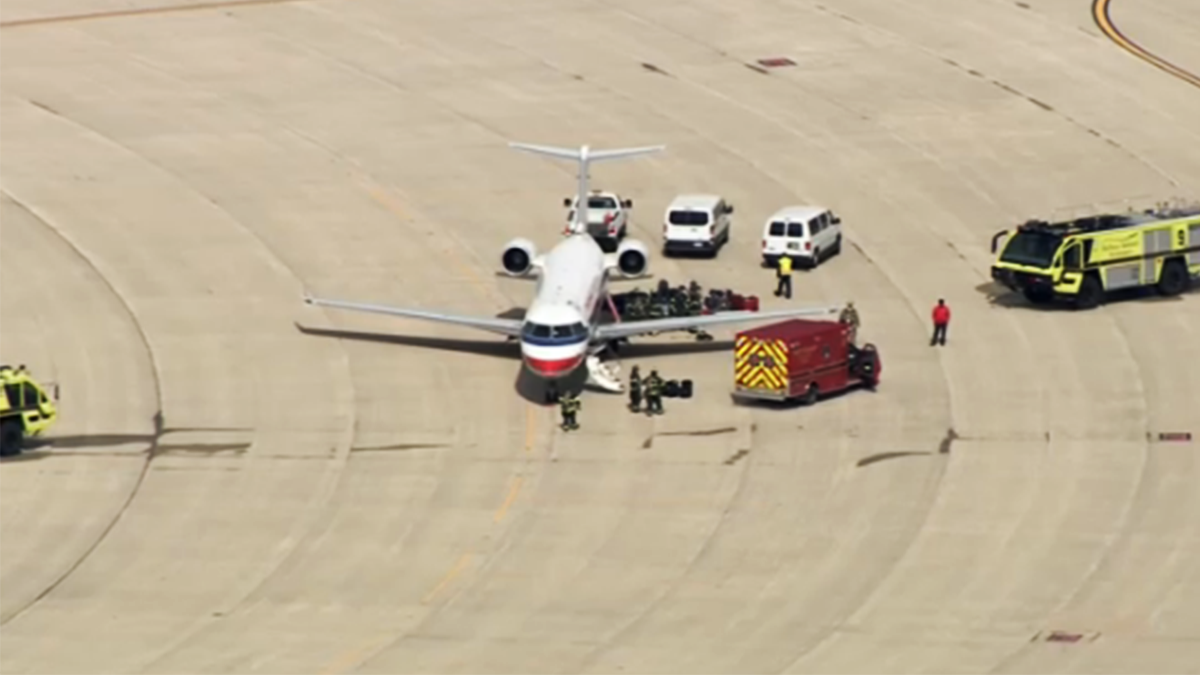 Plane From Chicago Makes Emergency Landing At Dupage Airport Nbc Chicago