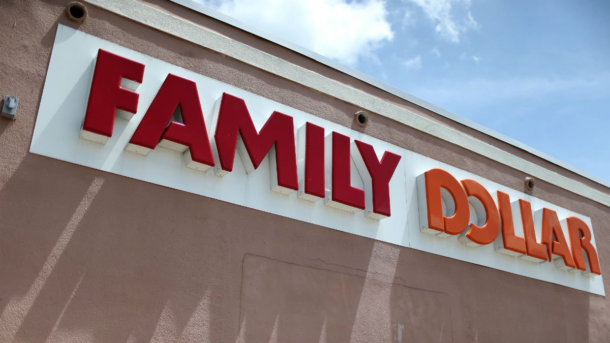 Colgate Toothpaste, Mouthwash Recalled at Family Dollar – NBC Chicago - Vimarsana News