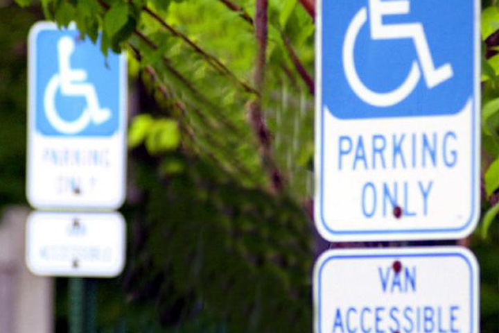 Illinois Enforces Parking Reserved for People With Disabilities During Holidays