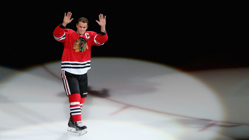 jonathan toews GettyImages-491739432