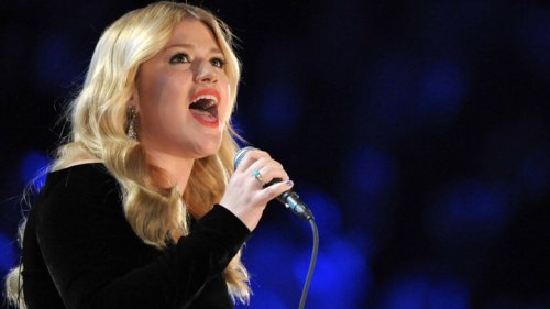 Walk of Fame Star for Kelly Clarkson to Be Unveiled Monday