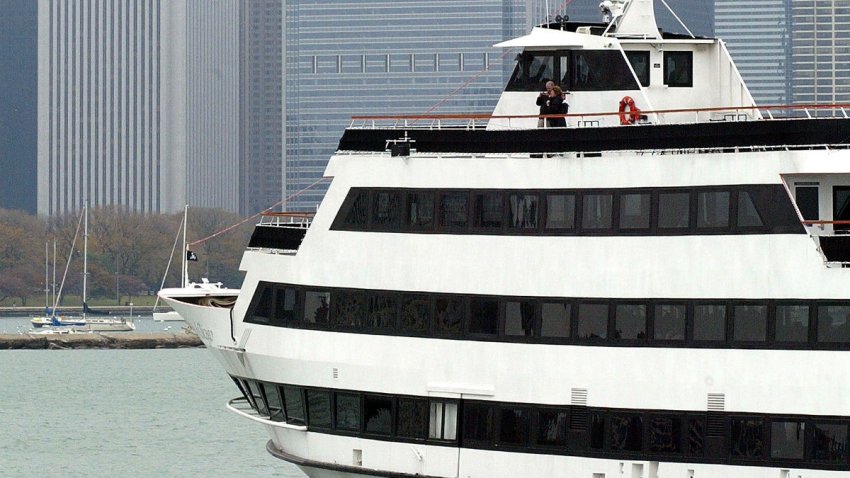 lake michigan cruise yacht