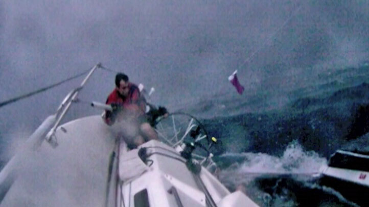 Dramatic Footage of Mackinac Race Storm – NBC Chicago
