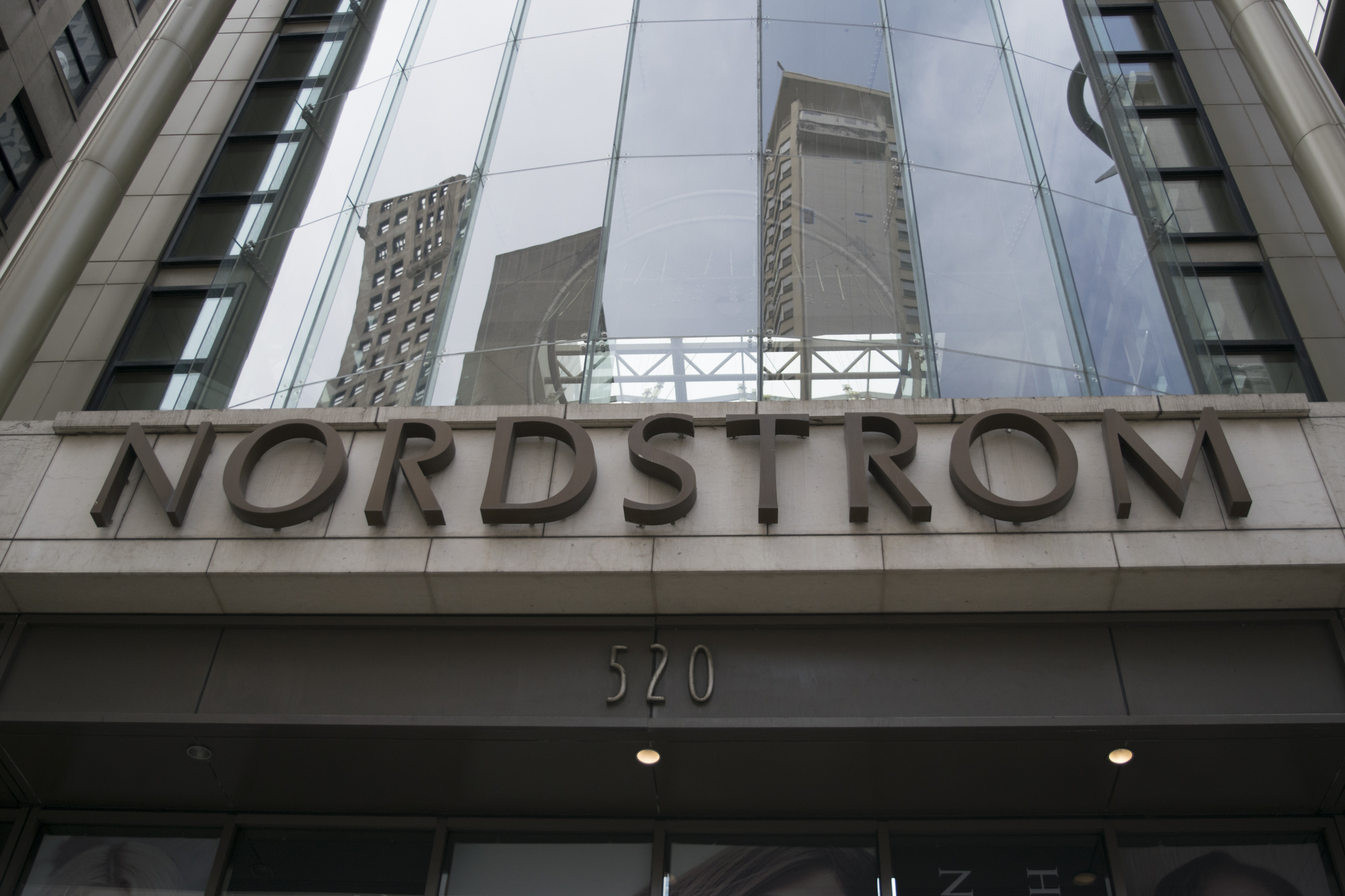 Black Friday Mall Hours Across Chicago Suburbs Nbc Chicago