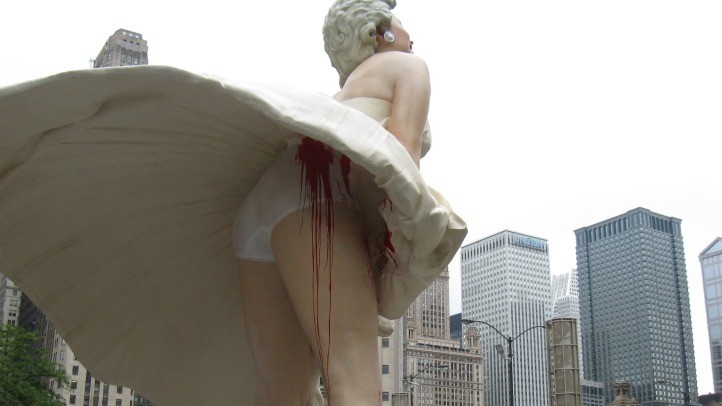 marilyn red paint2