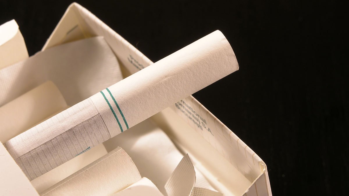 Despite overall decrease among Gen Z, cigarette use prevails on DePauls campus
