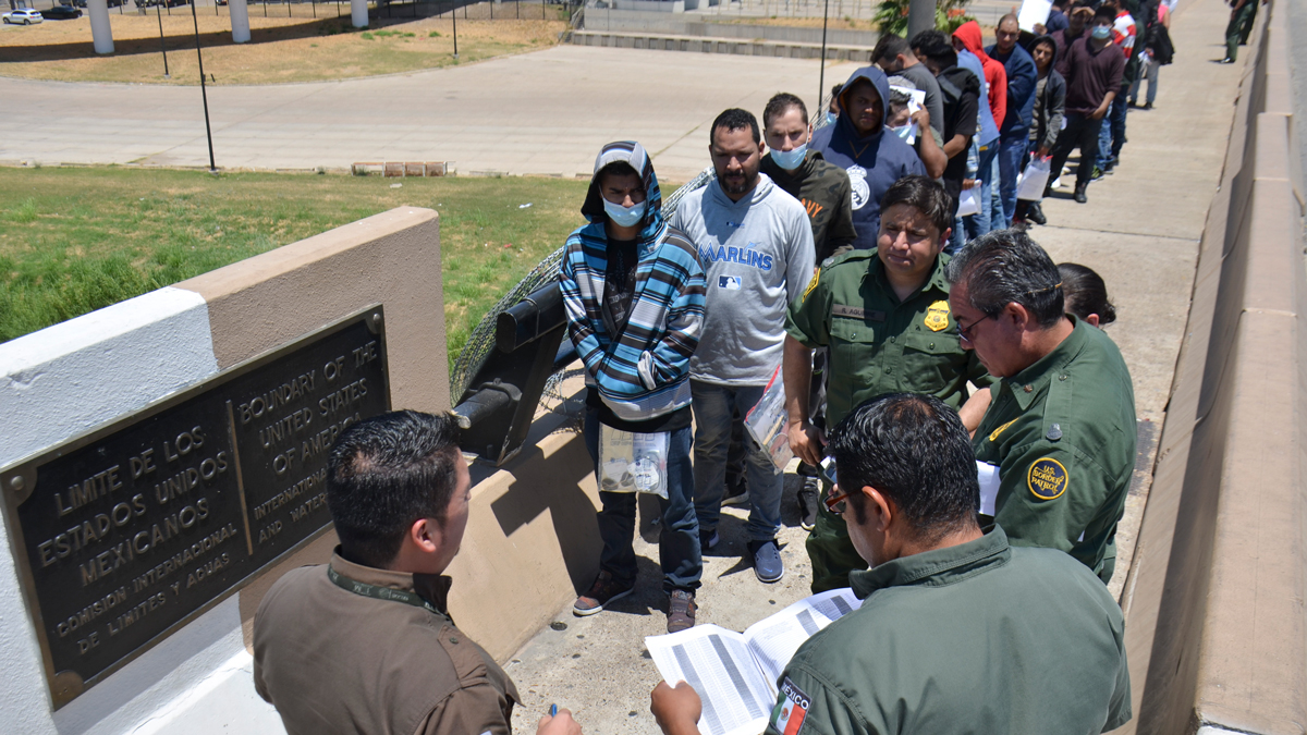 900-asylum-seekers-returned-to-wait-in-mexican-border-city-nbc-chicago