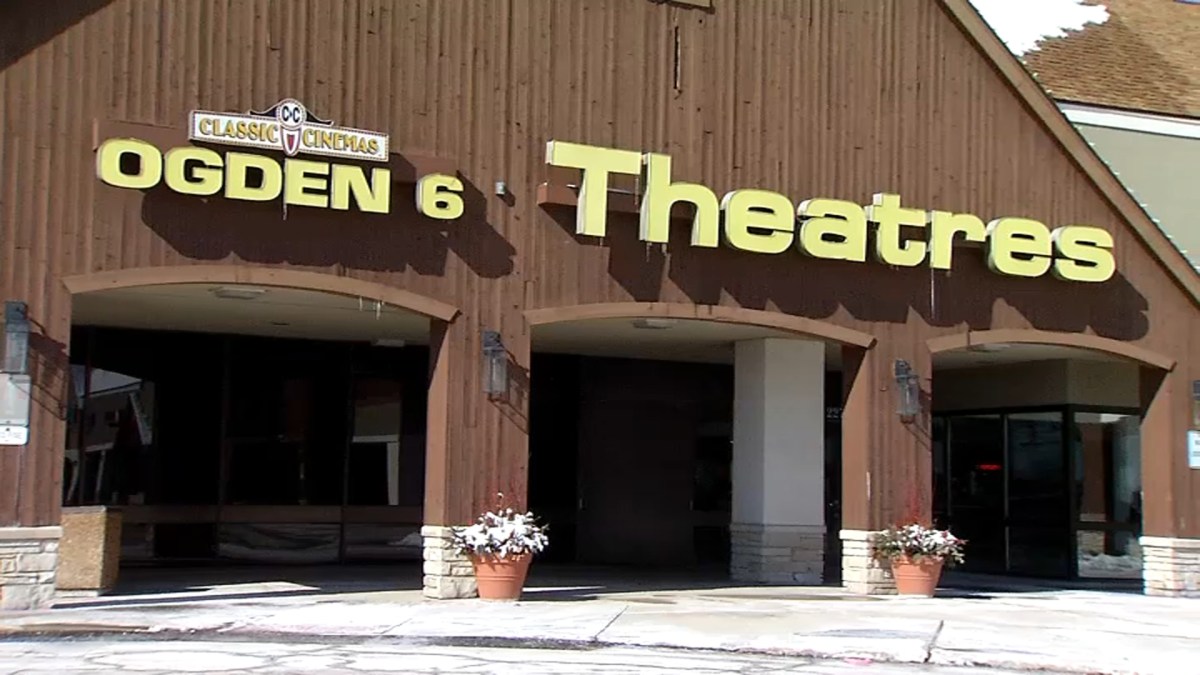 Petition to Save Naperville Movie Theatre Garners Nearly 20K Signatures \u2013 NBC Chicago