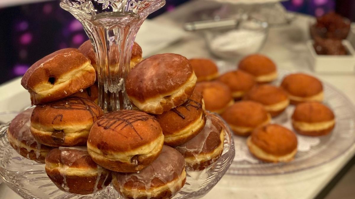 How to Make Paczki for Fat Tuesday NBC Chicago