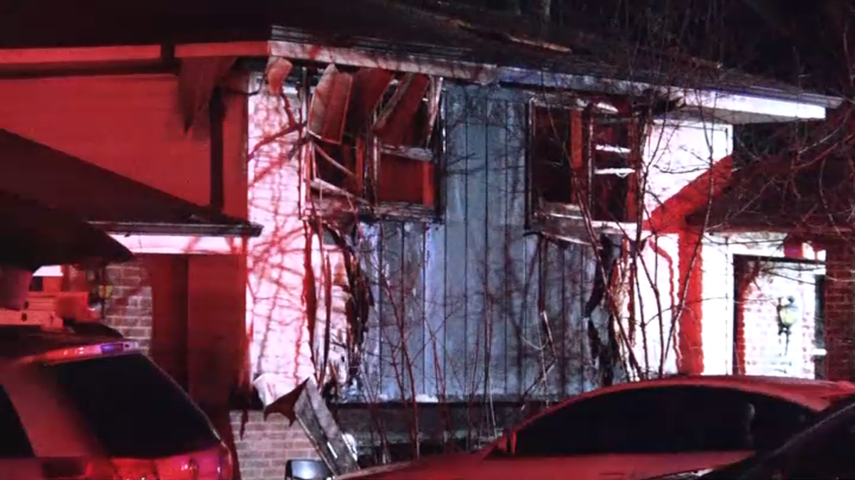 4 Injured — Including 2 Officers — in Palos Hills Fire NBC Chicago