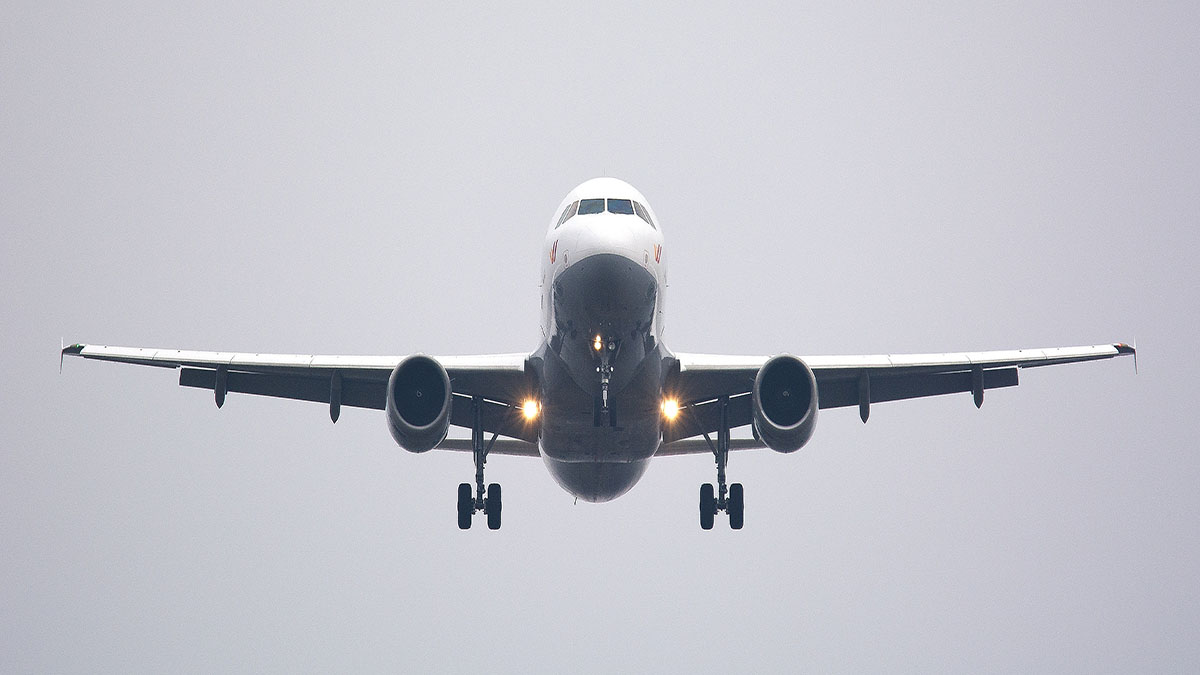 Dashboard Shows Airlines That Let Families Fly Together for Free – NBC Chicago