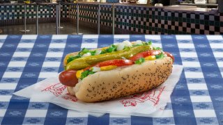 37,000+ Chicago Hotdog Pictures