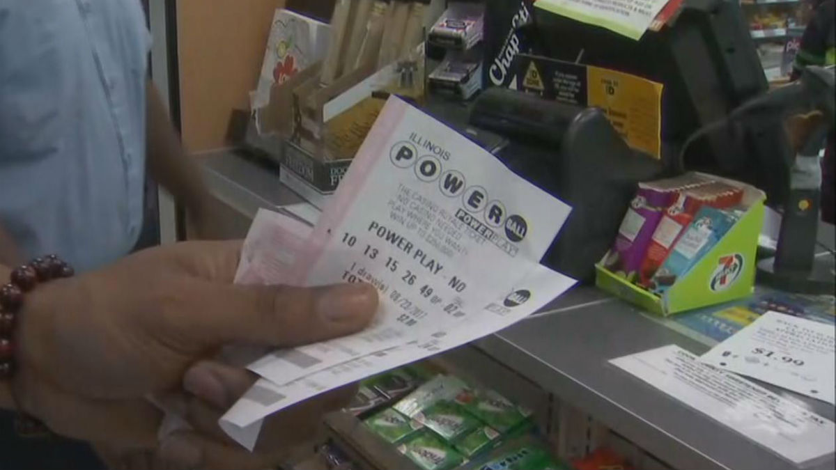 8 Illinois Powerball tickets worth at least 50,000 sold in Illinois