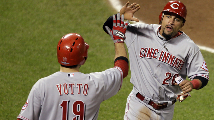 NLDS Reds Giants Baseball