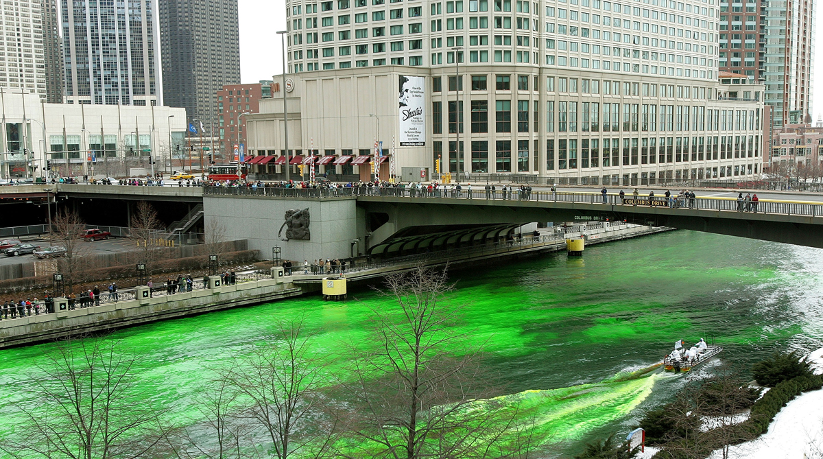 Chicago Mayor Surprises Residents With Green River for St. Patrick's Day