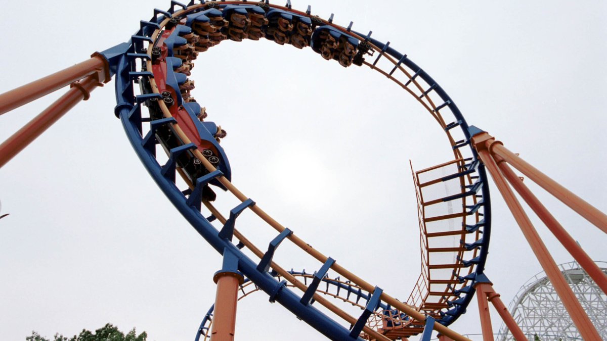 Six Flags Great America isnt closing, but Six Flags America is
