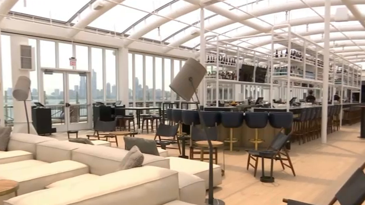 Largest Rooftop Bar in US Opens in Chicago’s Navy Pier NBC Chicago