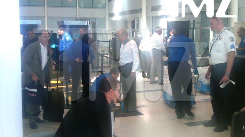 us-ne-ebola_1200x675_333514307680.jpg