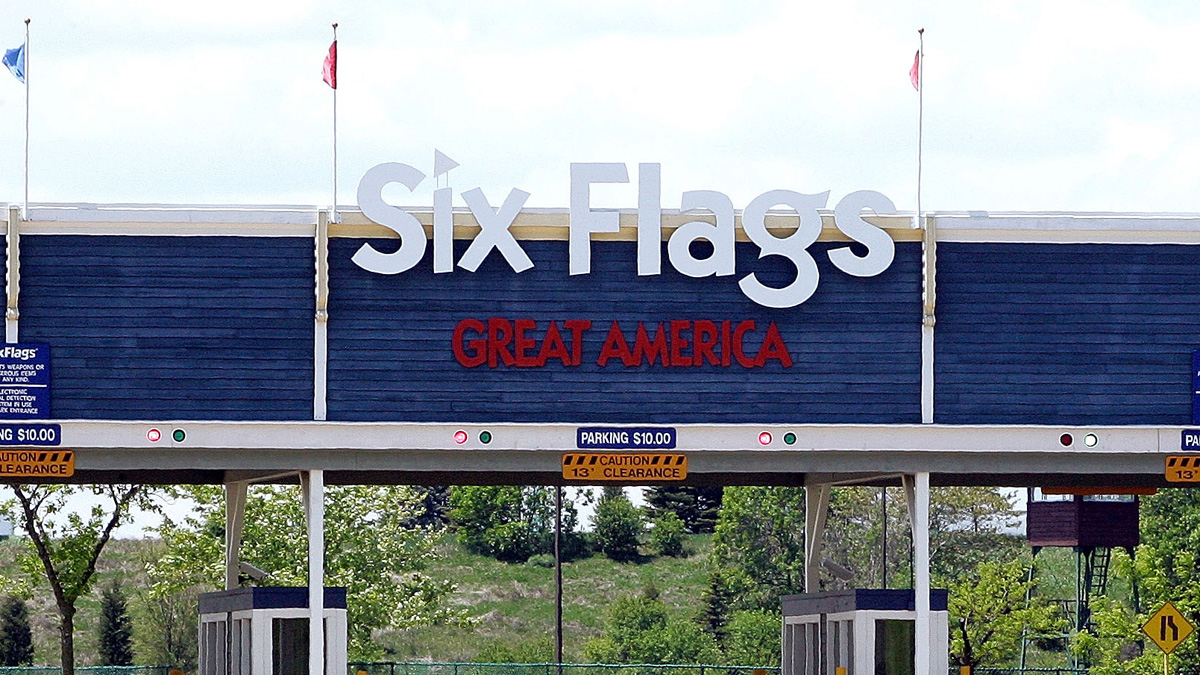 Six Flags Great America posts another mysterious social media message, teasing to announcement next week